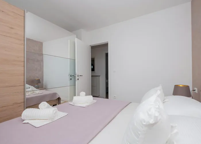 Daire 18 Makarska